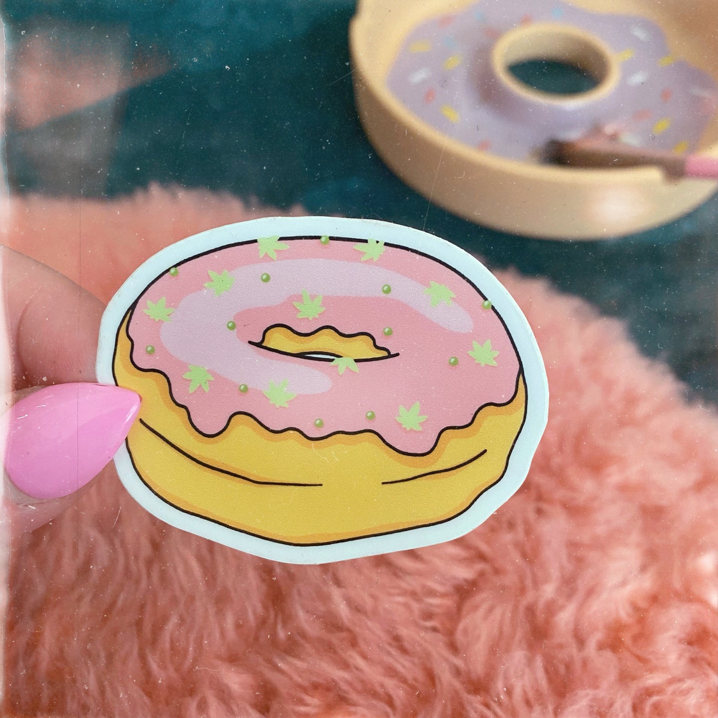 Sticker Weed Donut